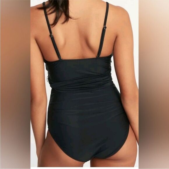 New Old Navy Swimsuit - Picture 2 of 6